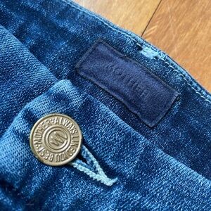 MOTHER High Waisted Looker Ankle Fray Jeans